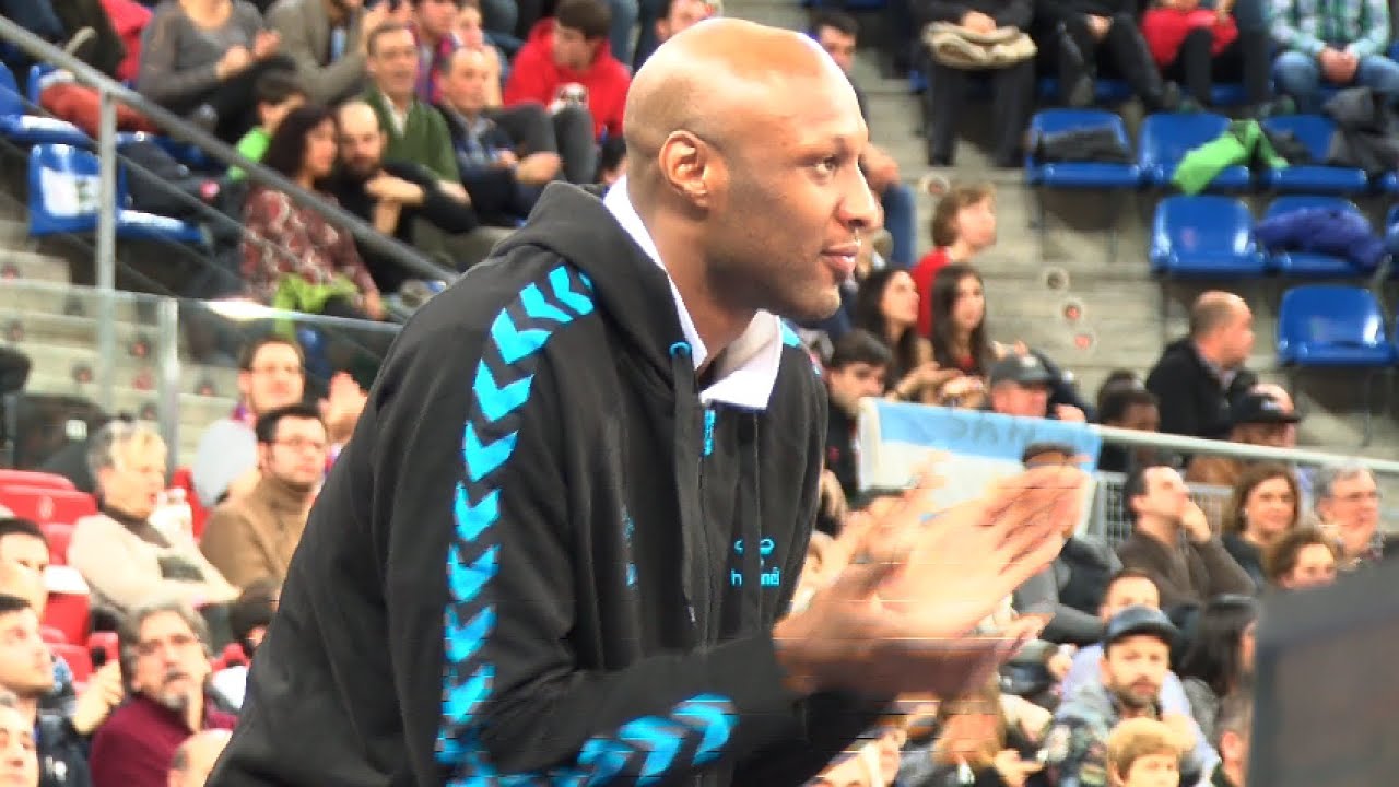 Primeros aplausos para Lamar Odom en el Buesa Arena