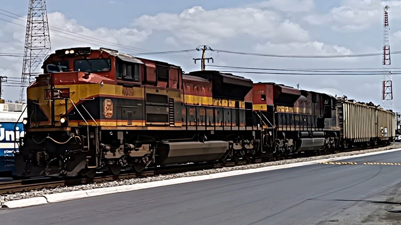 Locomotoras SD70ACE KCS 4039,& 4224 🚂🔥rugiendo a todo poder motores llevando el Pesado 273 Línea F 