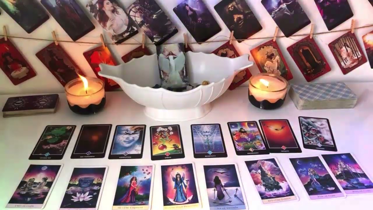 GEMINI   THEY ARE STAYING AWAY FROM U FOR NOW IT’S NOT WHAT U THINK GEMINI LOVE TAROT