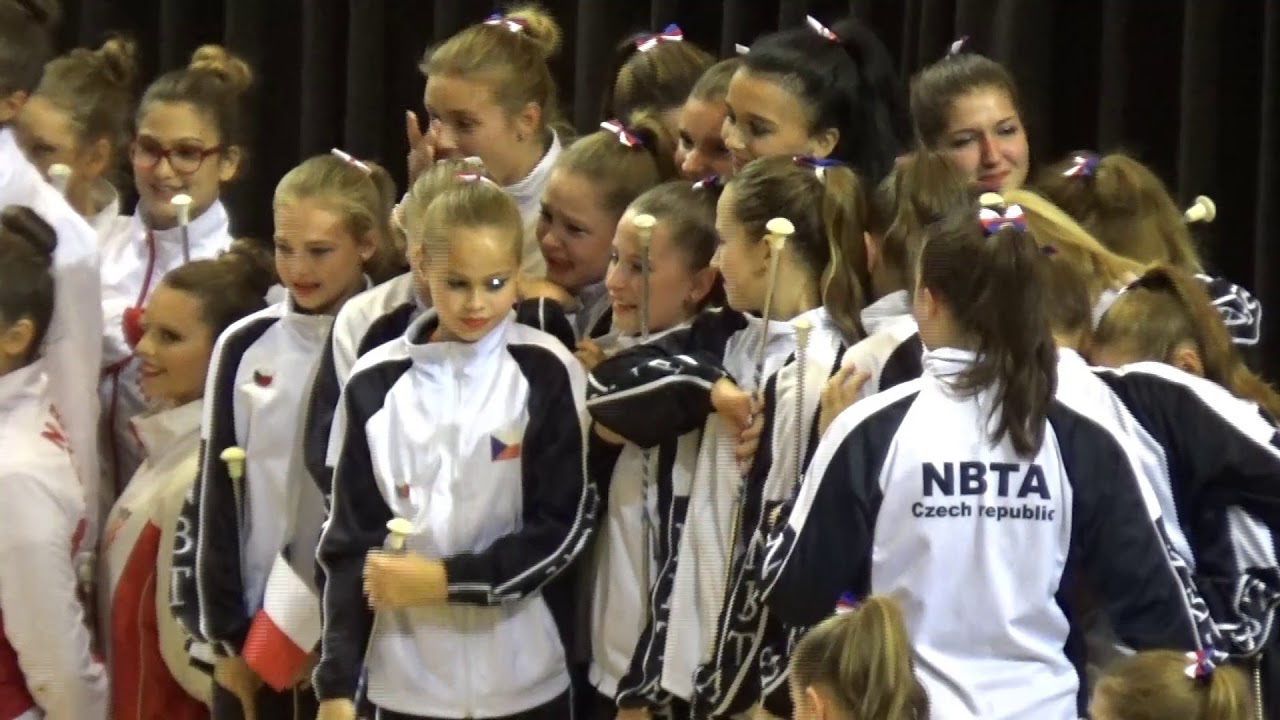 Panenky Hranice - vyhlášení Mistr Evropy NBTA - Traditional corps - juvenile