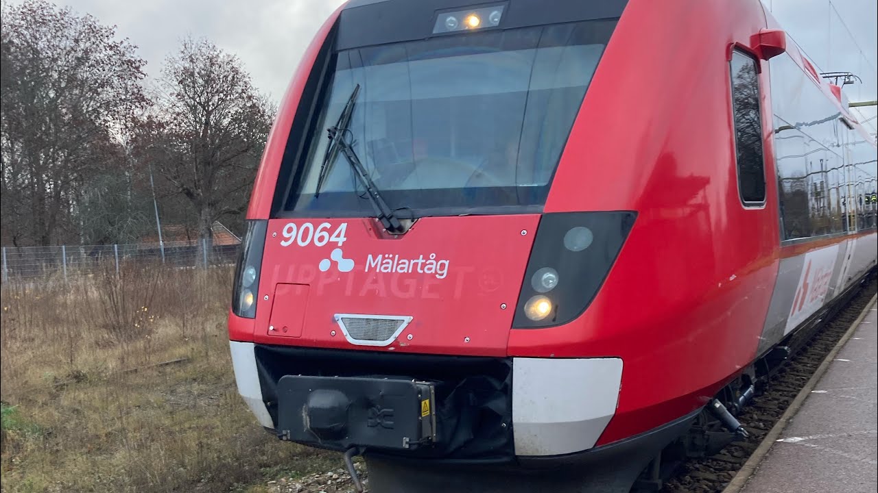 Tåg på Heby station