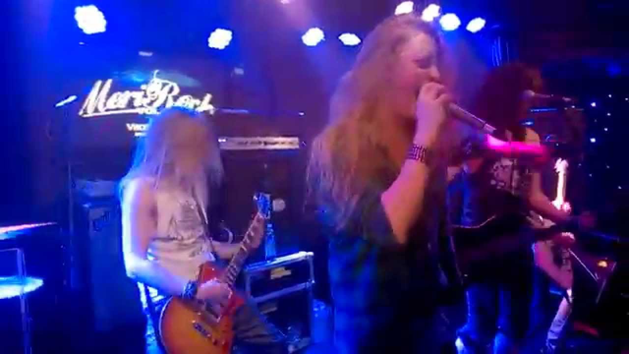 SHIRAZ LANE - I Believe In A Thing Called Love (The Darkness cover) Merirock 2015