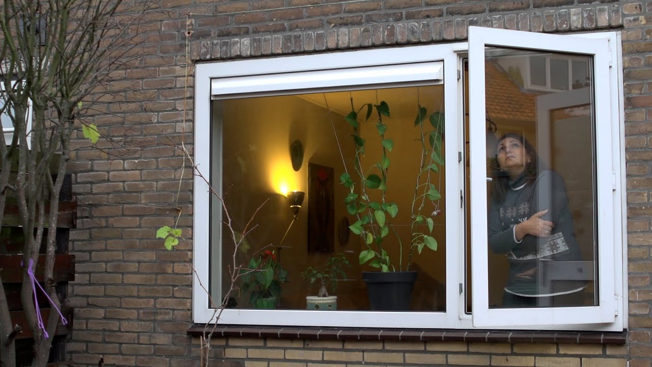 City and Refugee Amsterdam The City of Freedom  أمستردام مدينة الحرية