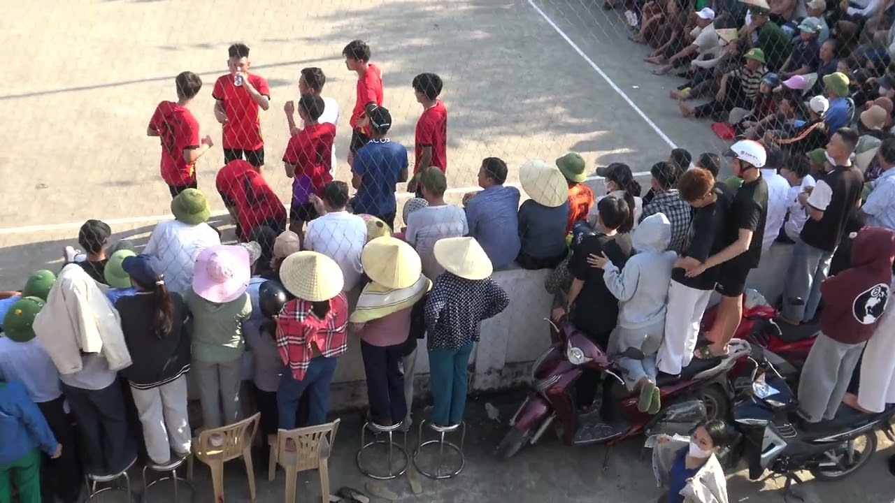 c1 chung kết bóng chuyền lễ hội đình làng 2026 tranh cúp nội thất lê hiệp  fc lạc thổ vs fc xuân đào