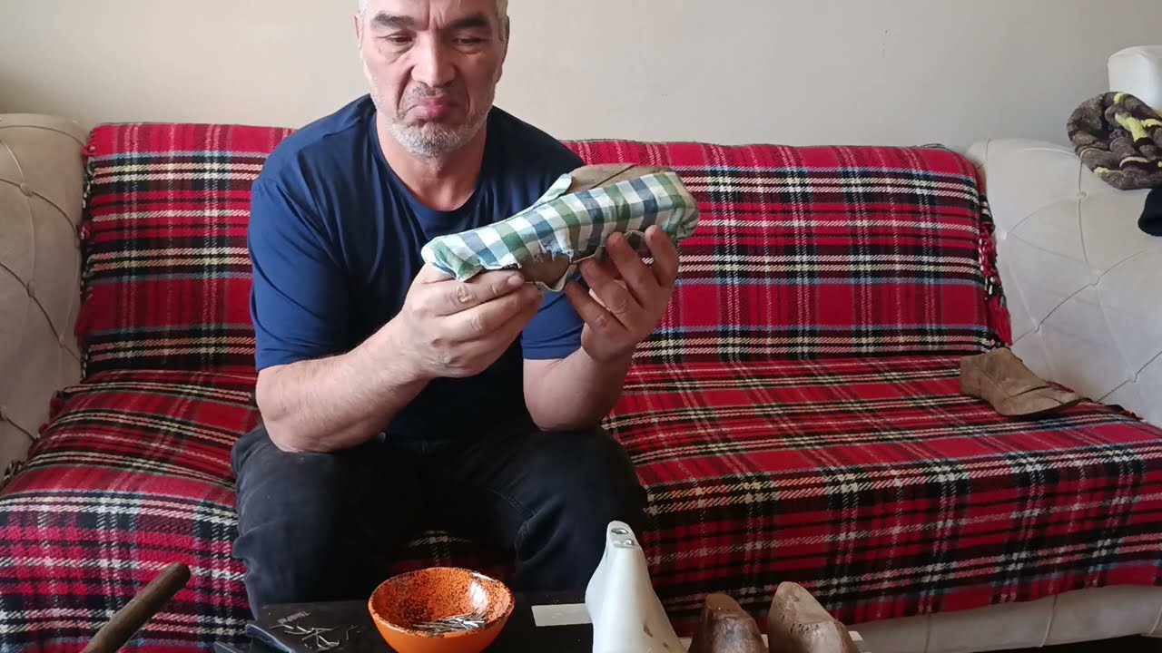 Testing a Shirt Loafer Upper on a 1930s Handmade Shoe Last