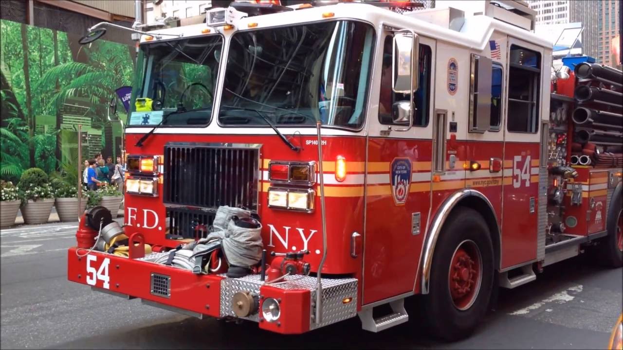 FDNY RESPONDING COMPILATION 22 FULL OF BLAZING SIRENS & LOUD AIR HORNS THROUGHOUT NEW YORK CITY.