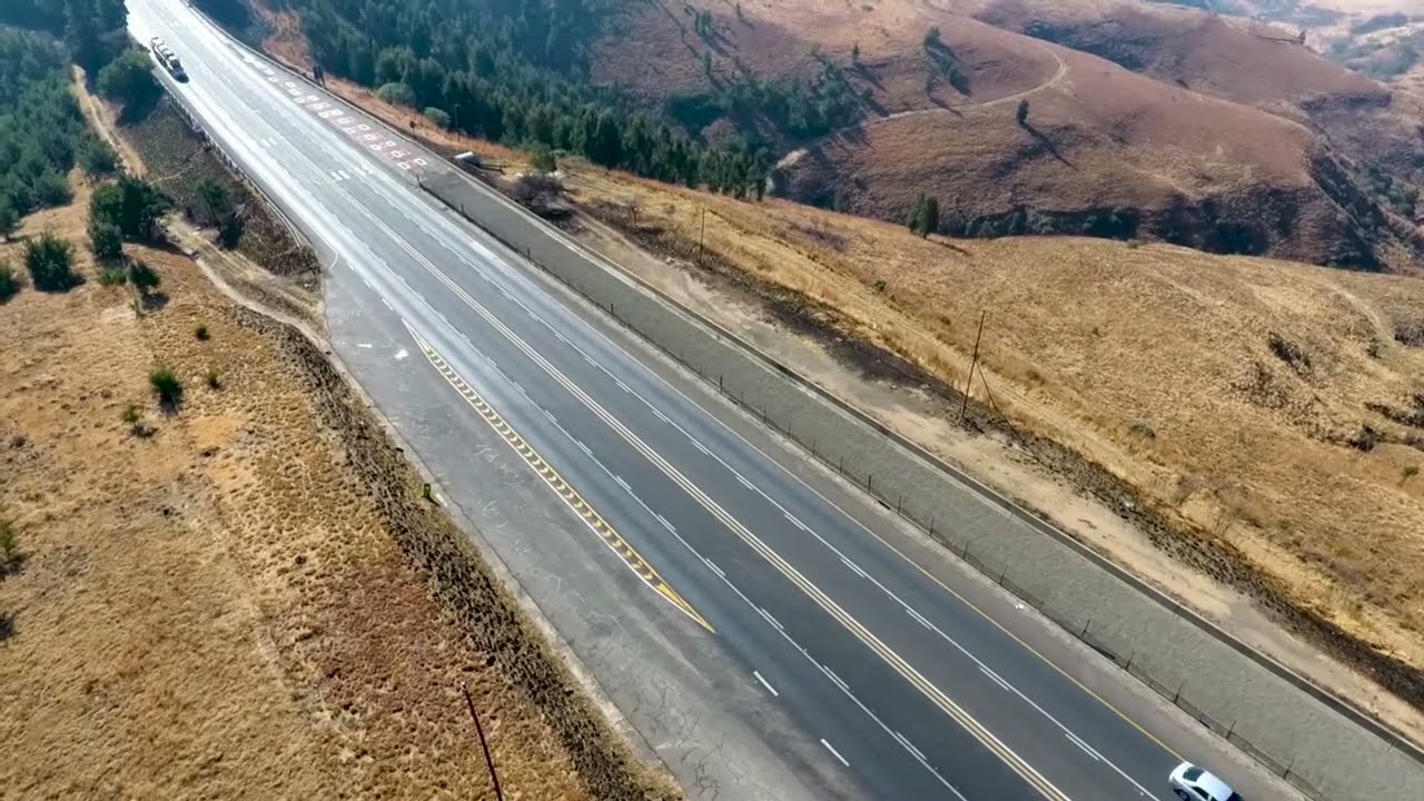 🇿🇦Van Reenen's pass N3 Captured from above South Africa