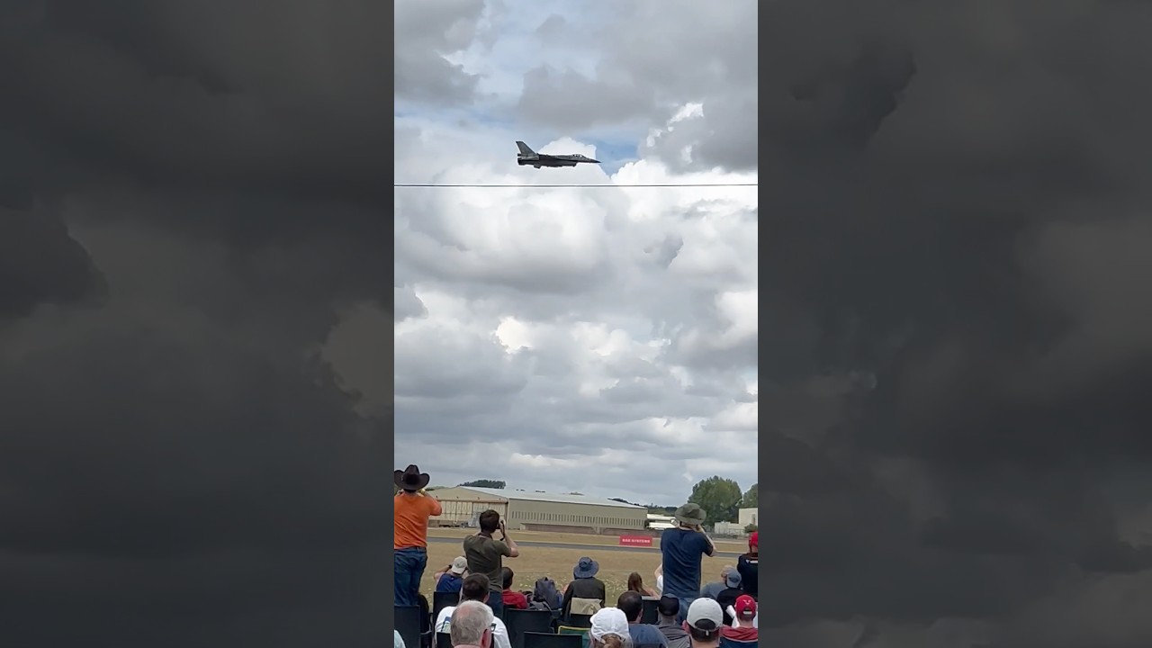 Polish Air Force F-16C High-Speed Pass | RIAT 2025
