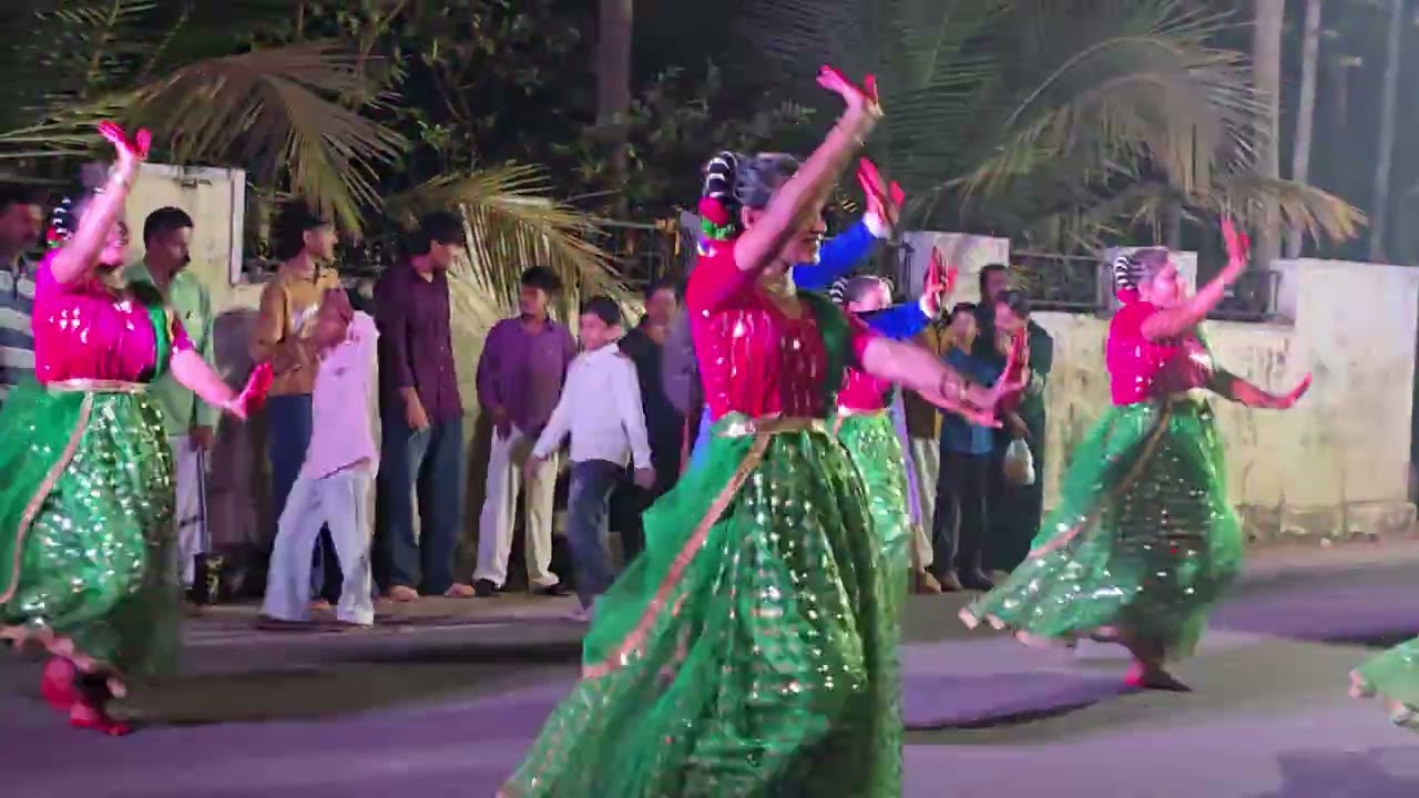 ഉത്സവ കാഴ്ചകൾ