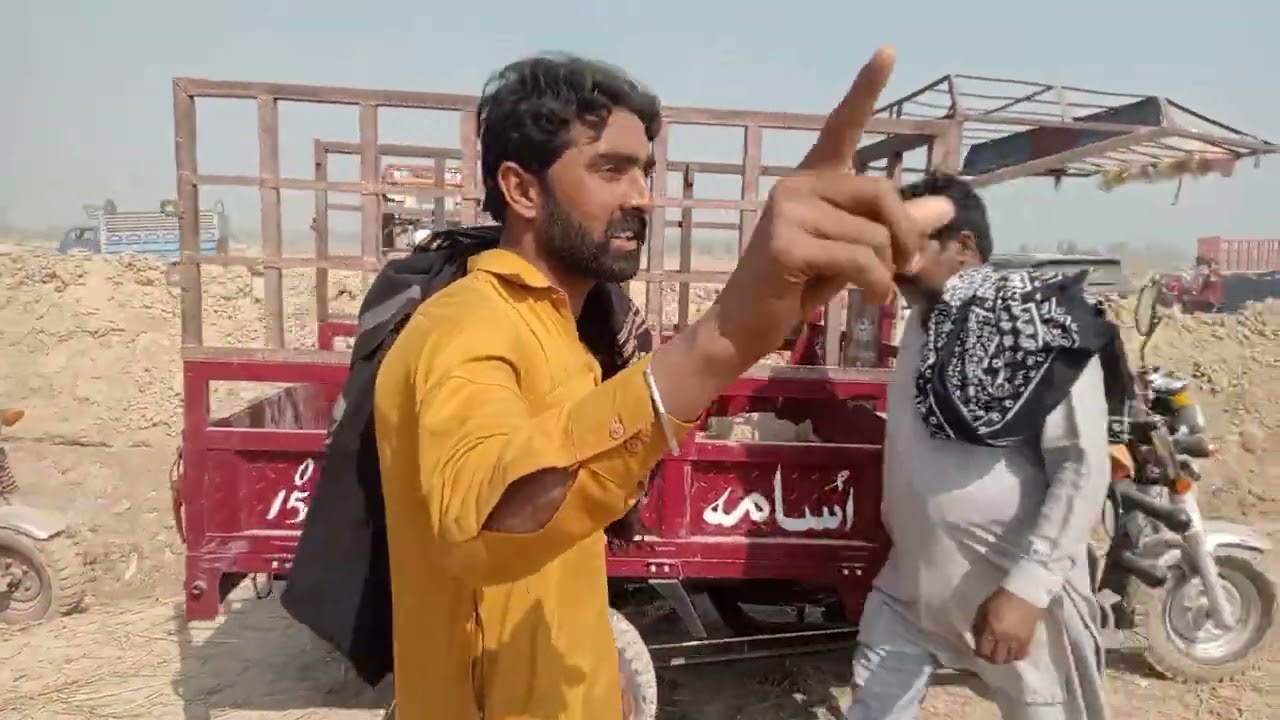 Aaj main Faisal Zubair khambhon ke sath madrase mandi mein Gaya