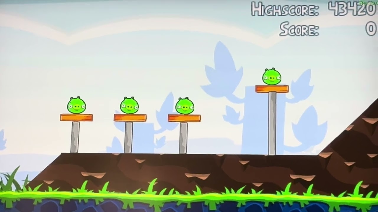 Jogando angry birds #angrybirds 