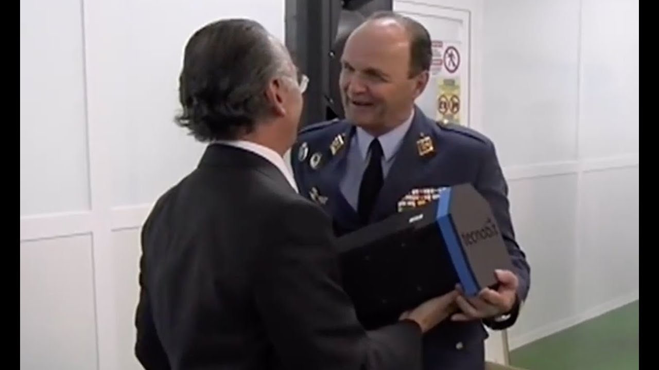 Tecnobit-Grupo Oesía entrega el primer display al Ejército del Aire (26 11 2018)