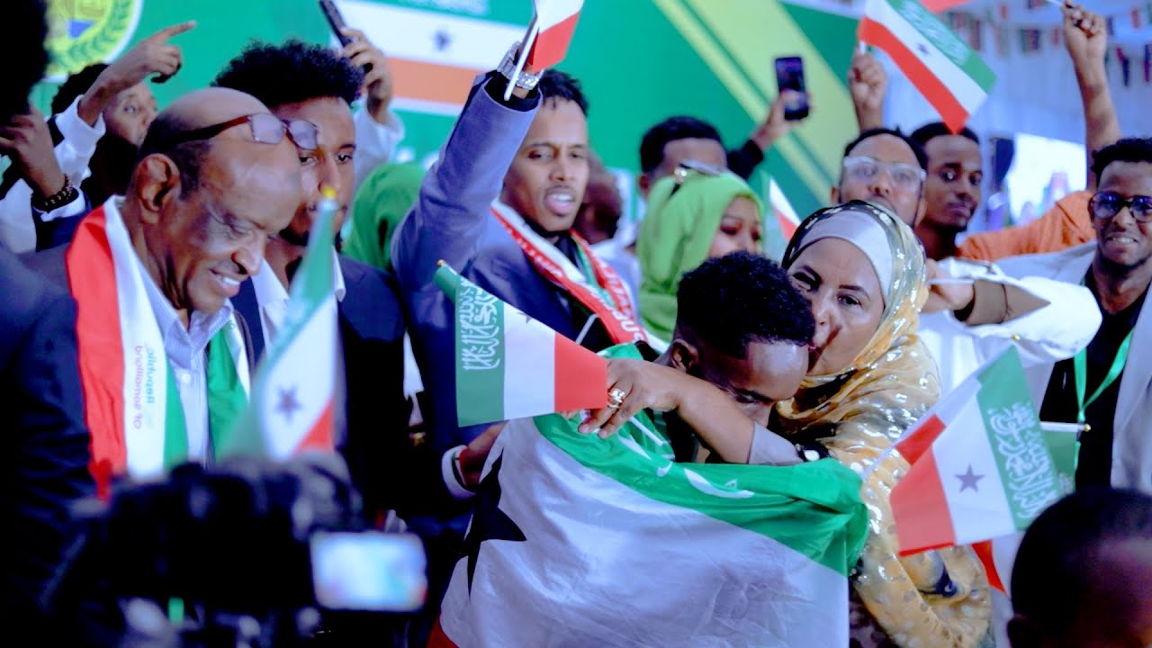 FARXAAN QABOOJIYE | HAPPY 18 MAY NAIROBI SOMALILAND | CALANKAN KU DHAARTO OFFICIAL VIDEO