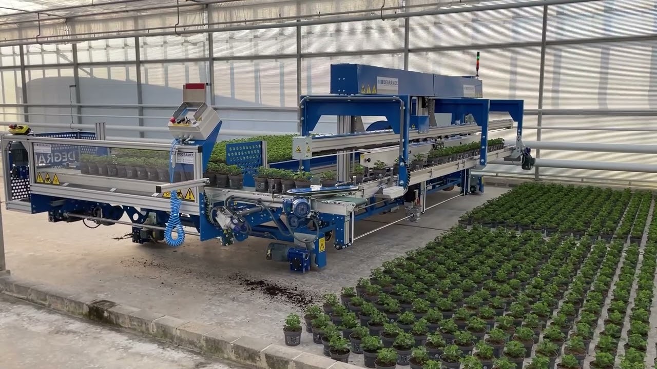 Apartus : Compact with long side-shift (9.6m wide greenhouses)