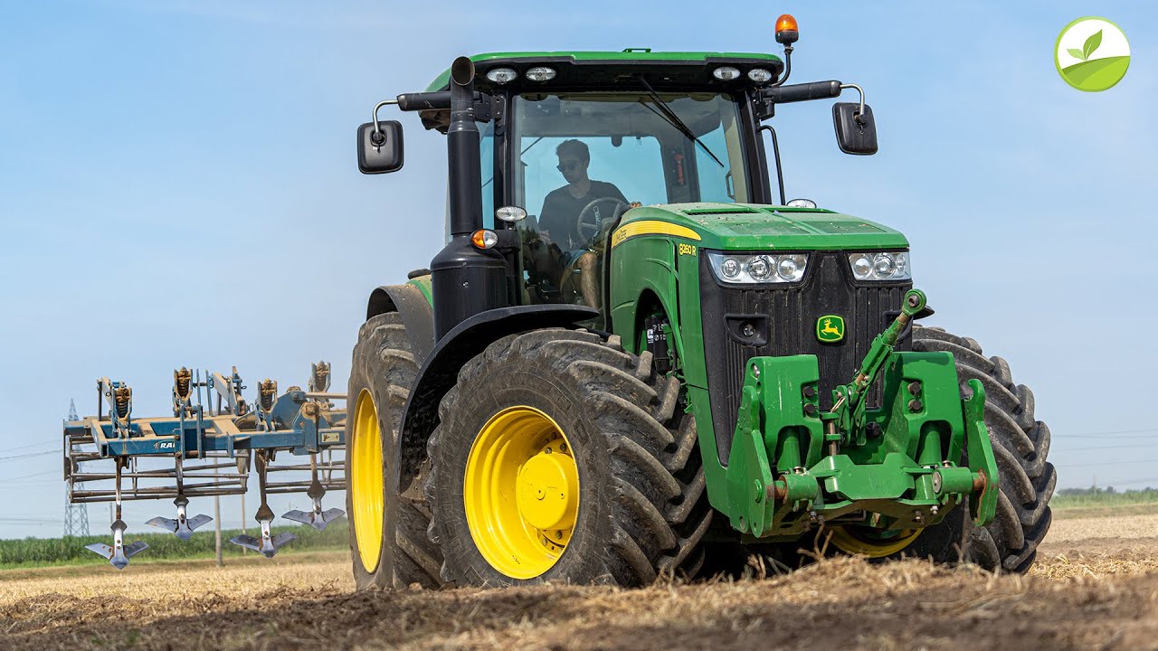 John Deere 8R + Rabe | PREPARIAMO IL TERRENO PER LA SOIA DI SECONDO RACCOLTO! - TractorVlog #55