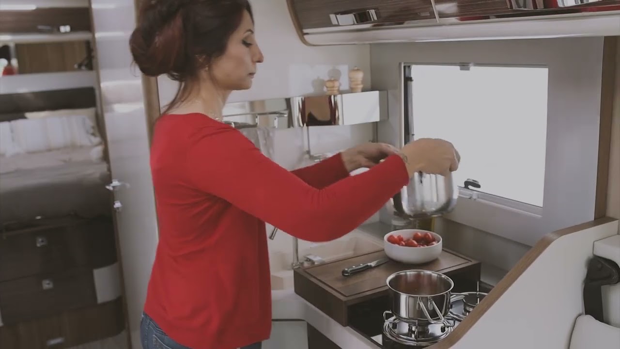 K-YACHT TEKNO LINE  I  cucina   I MOBILVETTA