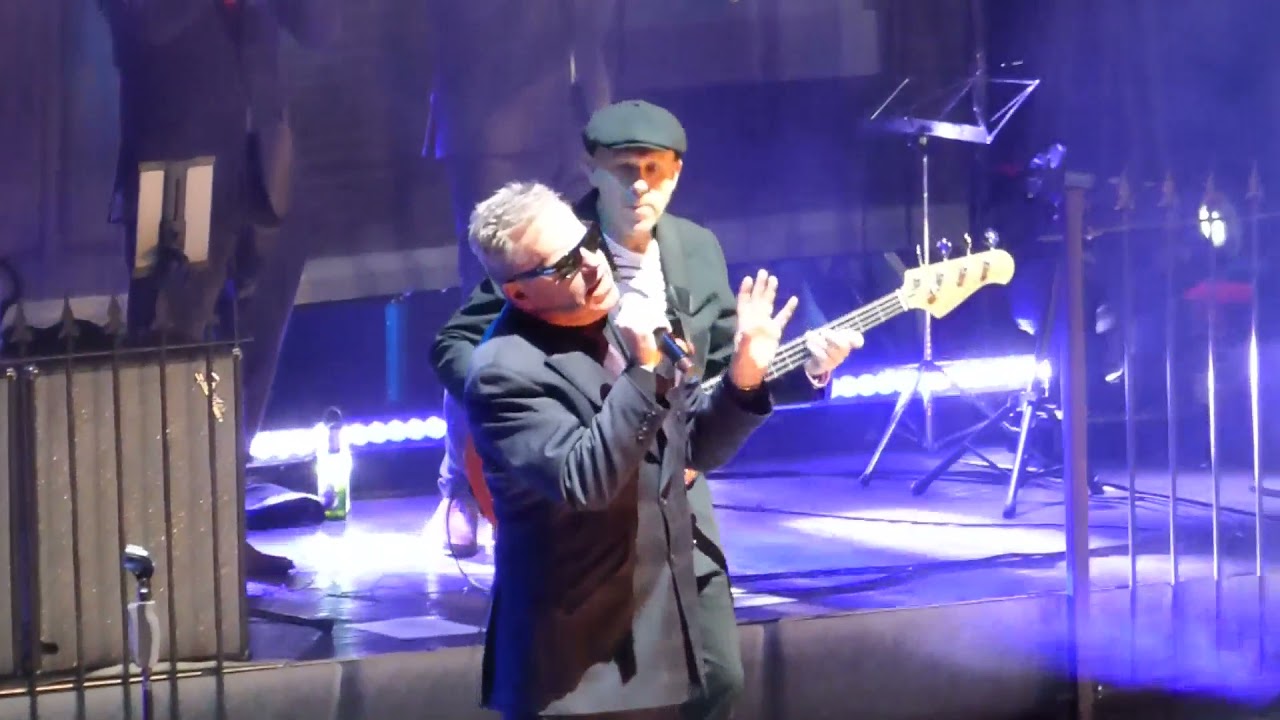 Madness - O2 Arena, London 18th December 2021 - Full Show