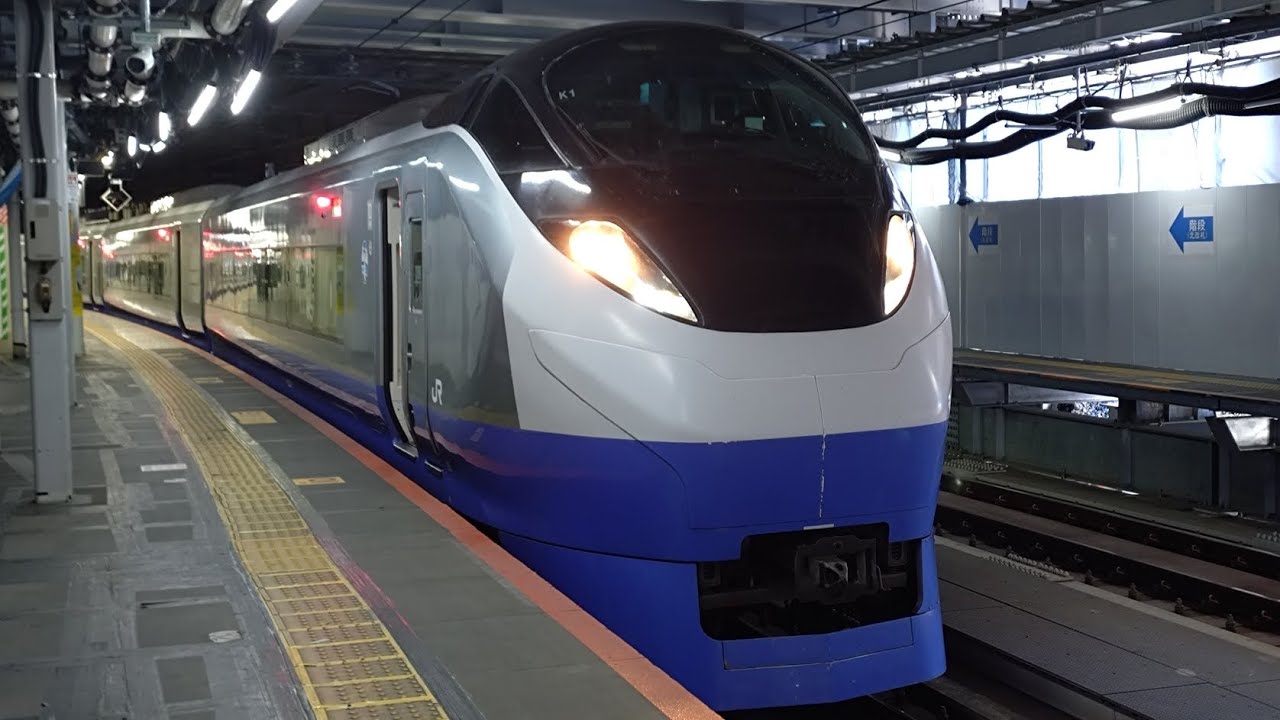 E657系K1編成ブルーオーシャンが特急ときわ63号勝田行として品川駅を発車するシーン