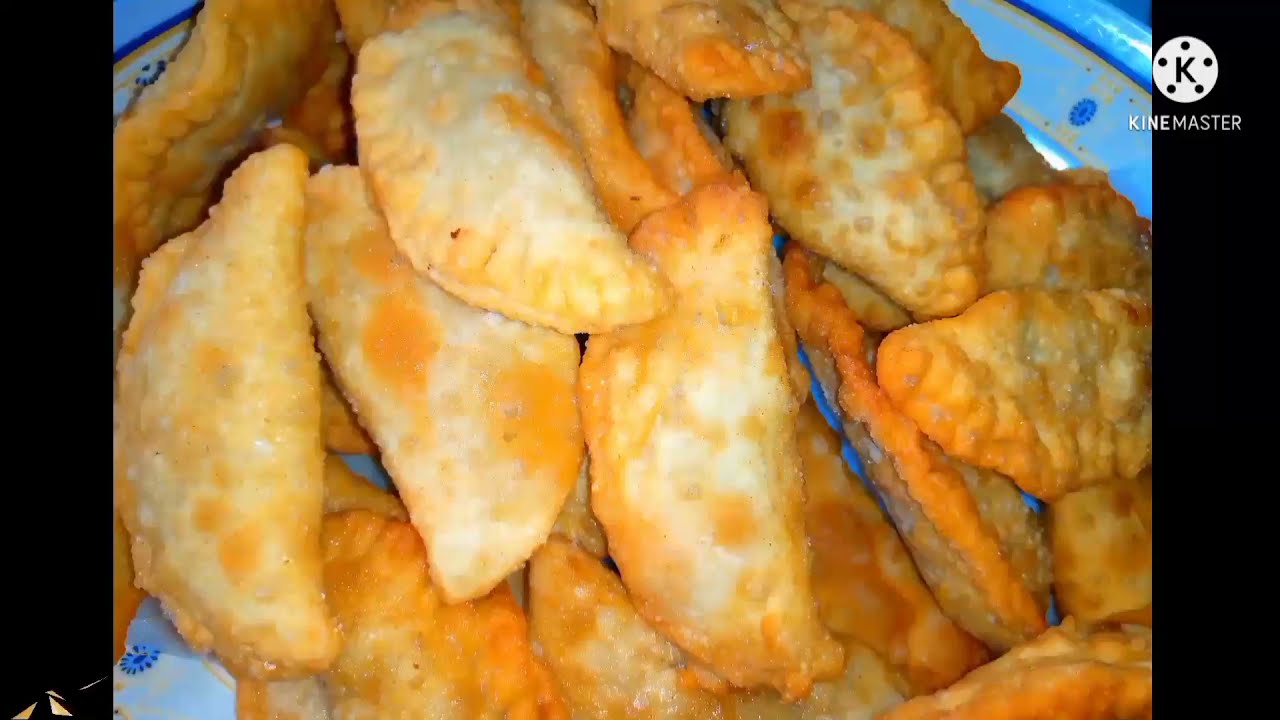 فطائر مقلية بحشوة اللحمة بعجينة أكتر من رائعة مع طعمة وقرمشة غير شكل 😋😋😋😋😋👍