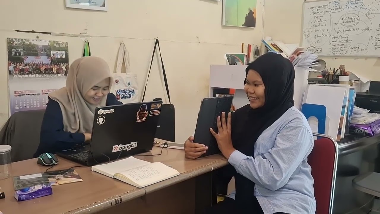 tugas individu identitas visual logo gojek