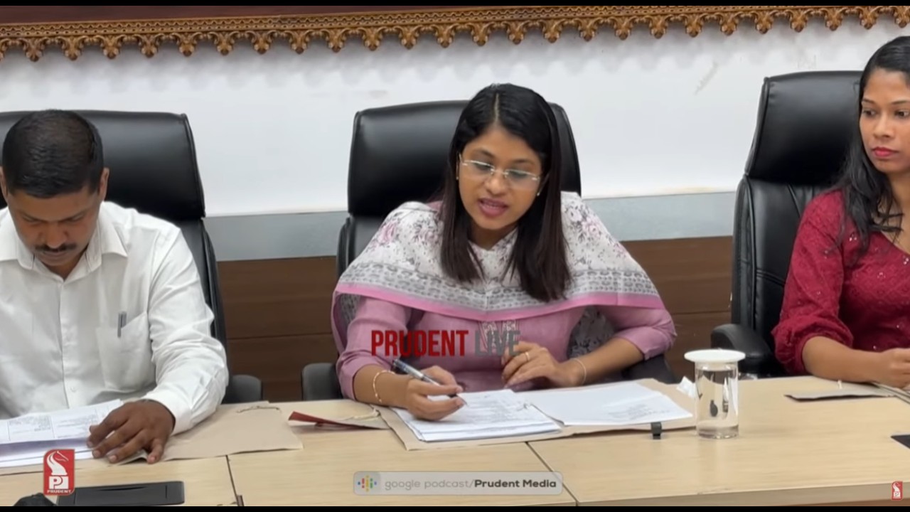 Collector & District Election Officer South | Handing Over Final Roll | S.I.R. | Prudent | 210226