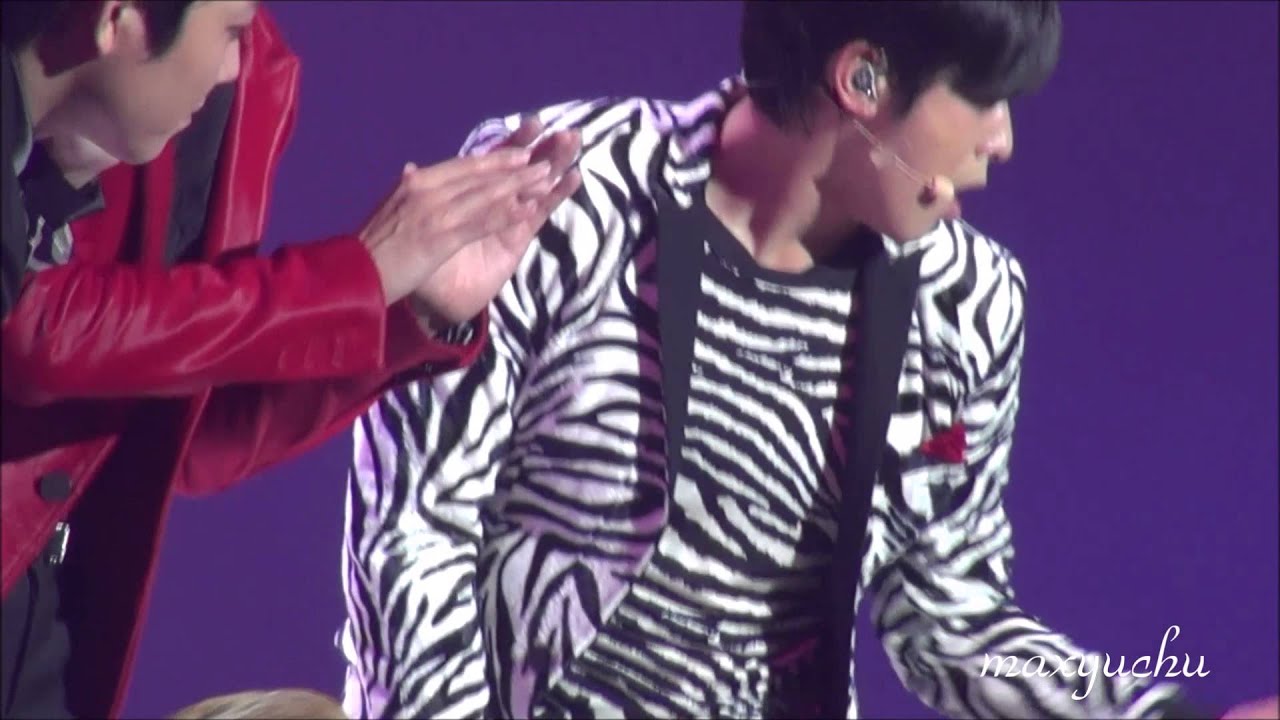 150124 [Fancam] 뒷모습(Steppin')+ Destiny+ Off-Road-Yunho focus -T1STORY in Shanghai TVXQ