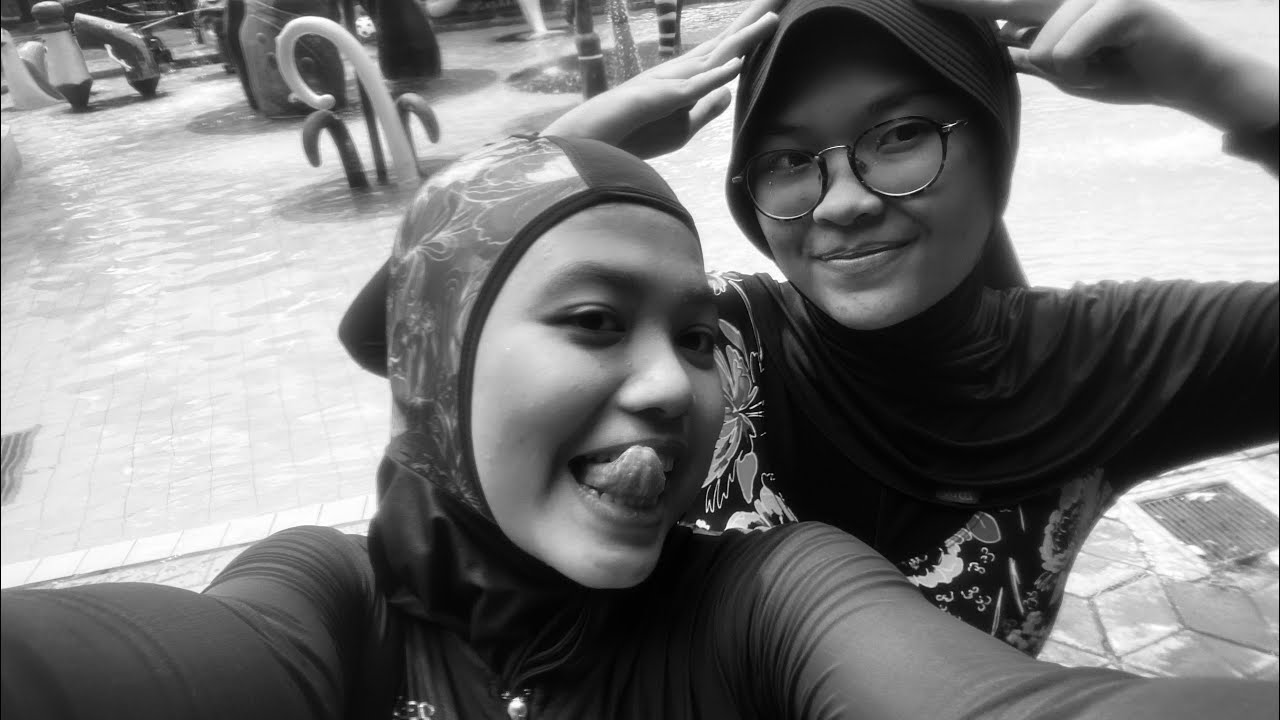 HAWAII WATERPARK w/ ANAN 🏊‍♀️🥴