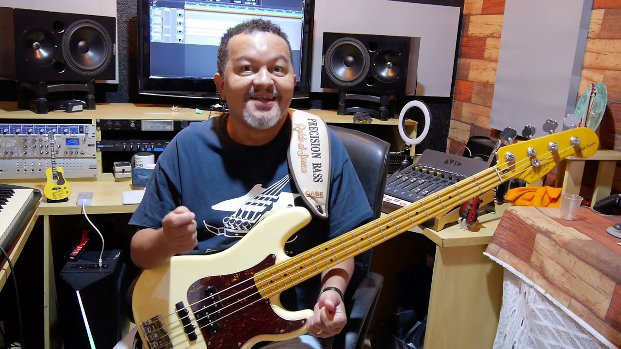 Raimundo Soldado abraçando Você, Cover Baixo e Bateria