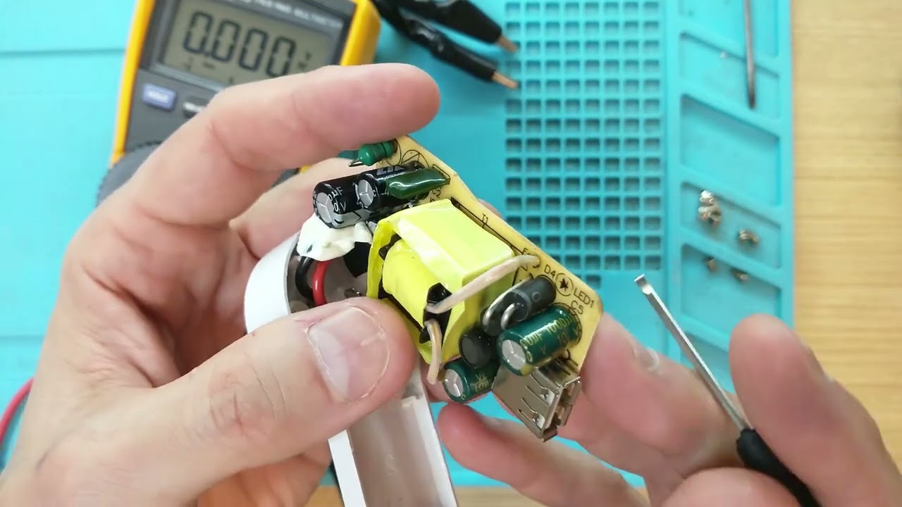13 - Cargador de Movil USB reparación, funcionamiento de fuente conmutada switching o SMPS