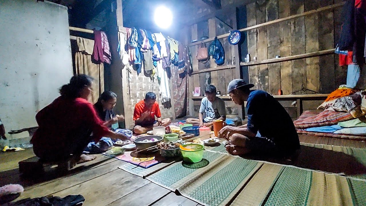 Buka Puasa Dan Menginap di Rumah Pemuda Menikah Usia 15 Tahun, Kehangatan yang dirindukan perantau