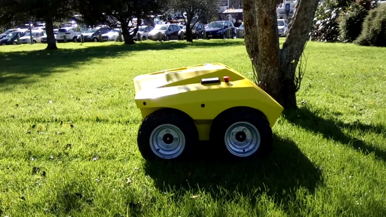 Pasture robot ready for trials | Massey University