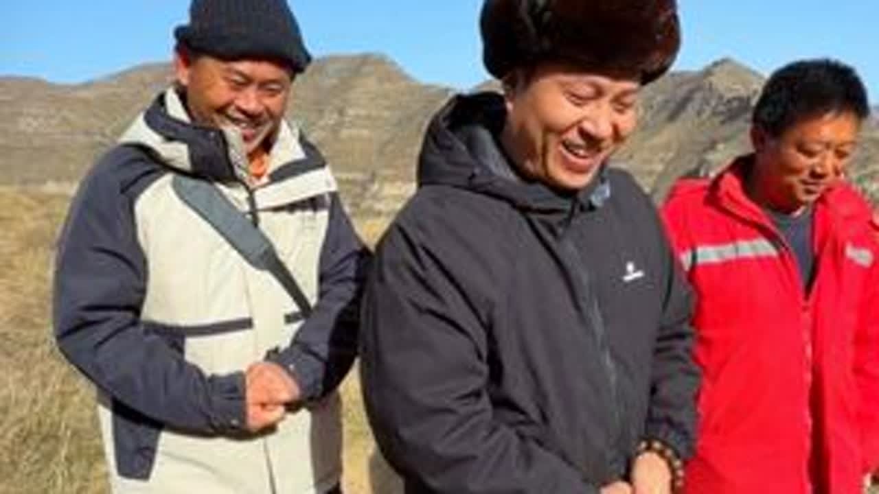 孤独的牧羊人，老婆和羊群你选谁，一个男人最无奈的抉择#男人的苦  #不一样的人生不一样的路