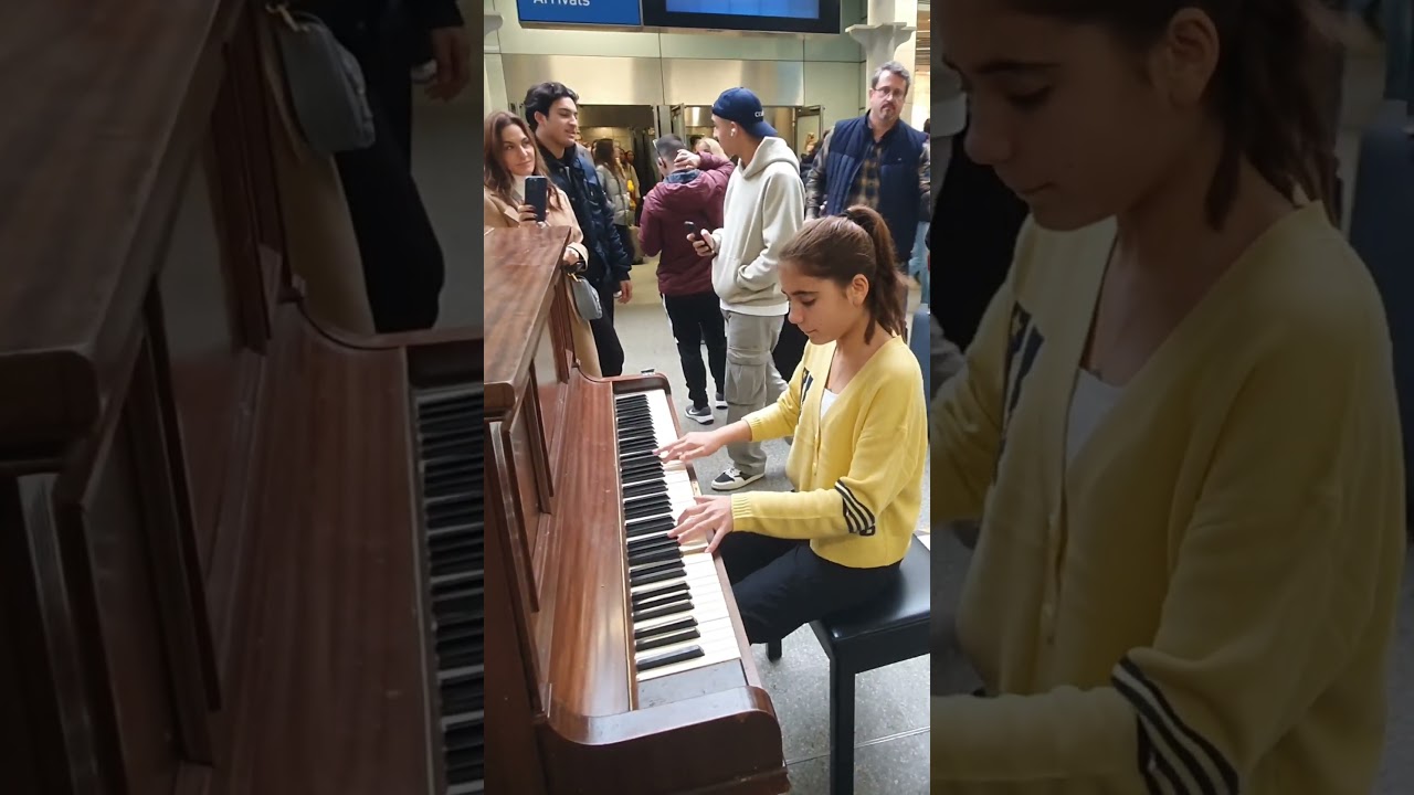 They All Started Filming! Don't Stop Me Now #queen #dontstopmenow #streetpiano