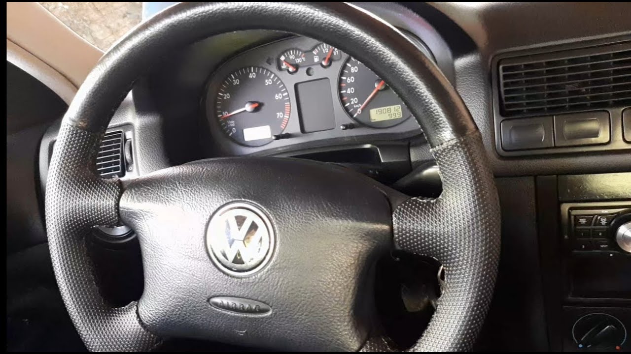 Golf MK4 / Bora - Querem me empurrar um zero km com um carnê de 60 prestações.