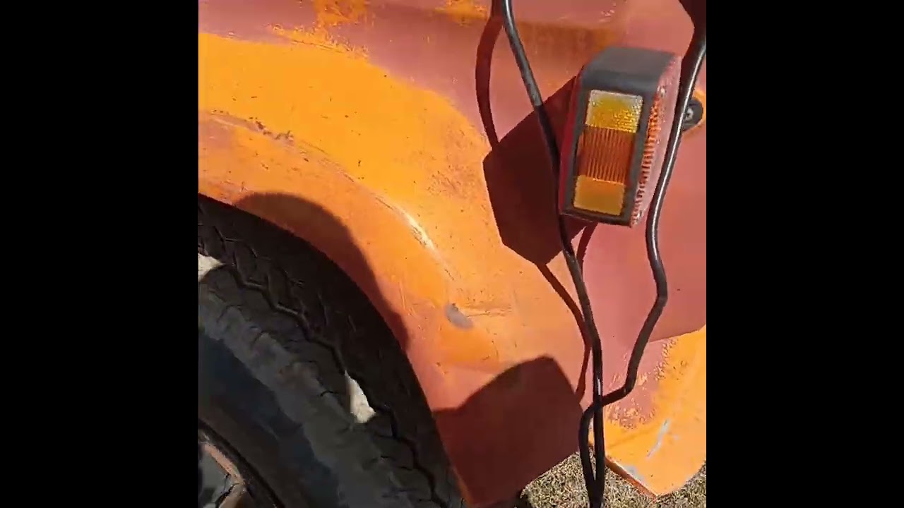 1984 C60 sand truck
