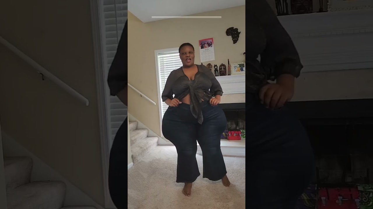 Kelly Black lack Cherry 🌹 Plus size Fashionista ambassador models