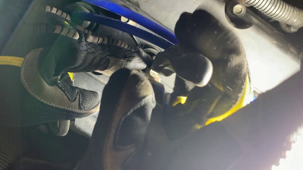 2004-2008 Chevy Aveo spark plug and wire set replacement