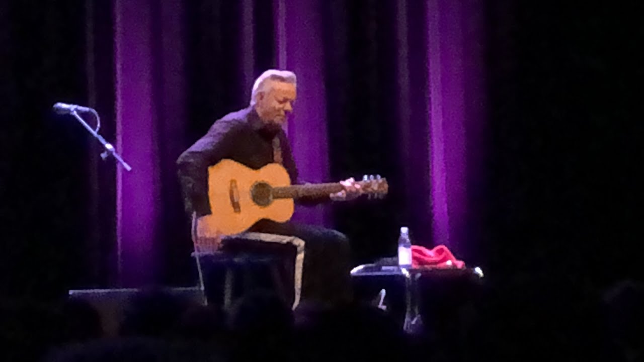 Saltwater  -Tommy Emmanuel-  solo live at Stuttgart in Germany