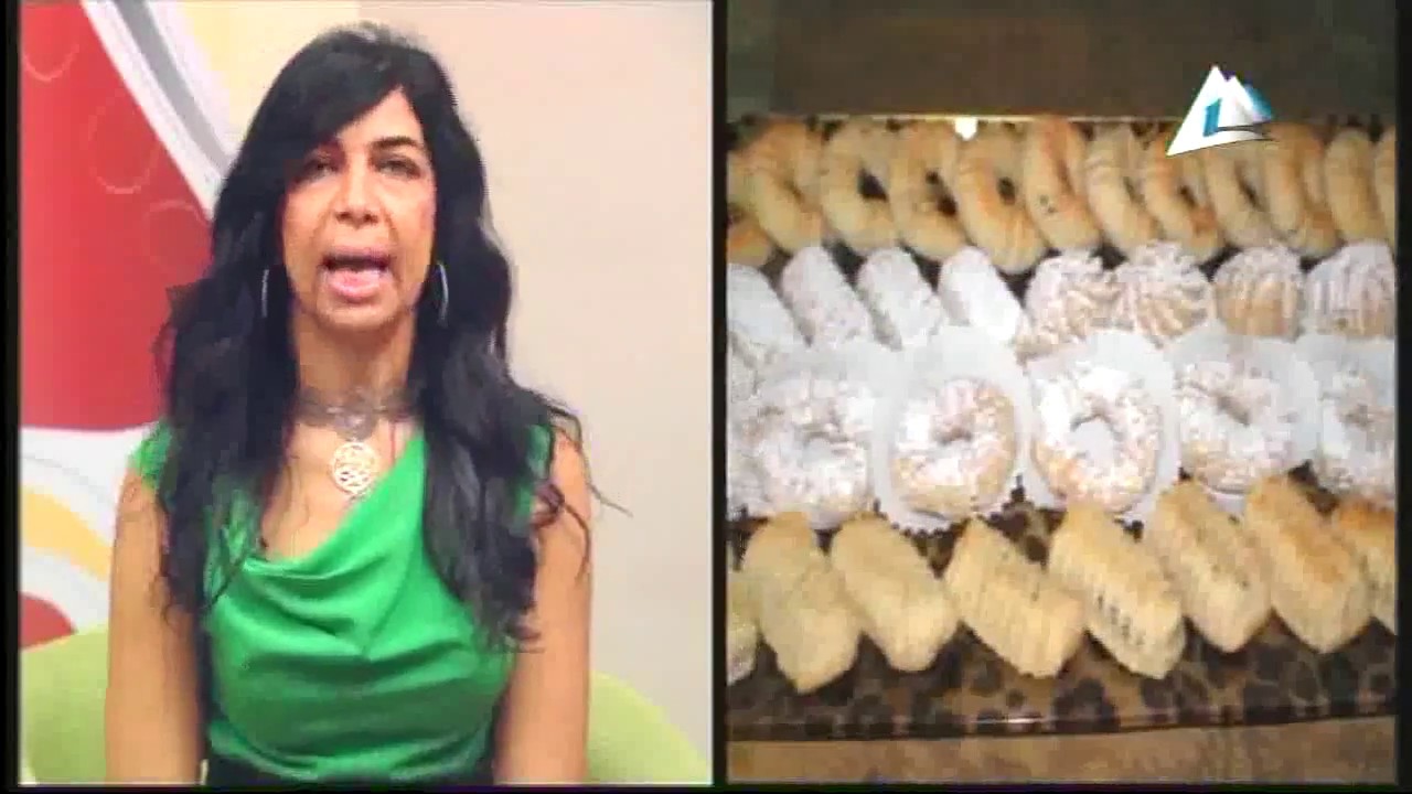 اتيكيت تقديم وأكل الكحك مع خبيرة الاتيكيت : ايمان عفيفي ... اعداد / منى فاروق  28-7-2014