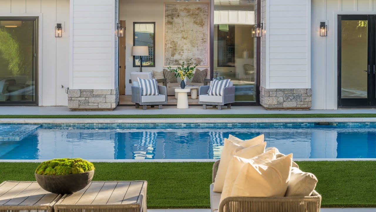 Ginger Martin Presents | 1547 Allyn Ave, Downtown St. Helena, Napa Valley