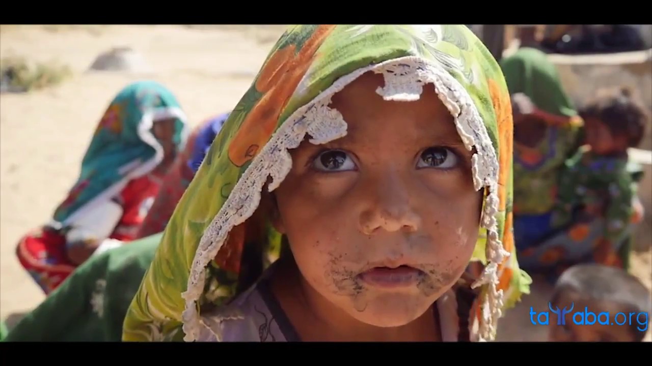 Pakistan Water Crisis - Distribution of H2O Wheels by Tayaba.org in Tharparkar