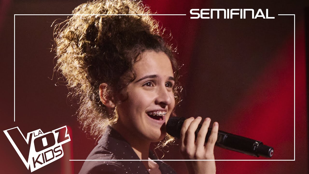 Daniela Niebla canta 
