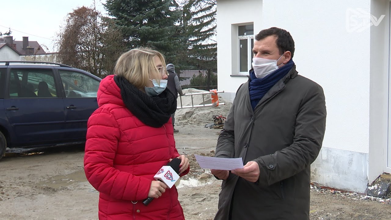STV: Klimont&oacute;w: Stara mleczarnia zmienia się w Dom Seniora i filię M-GOK
