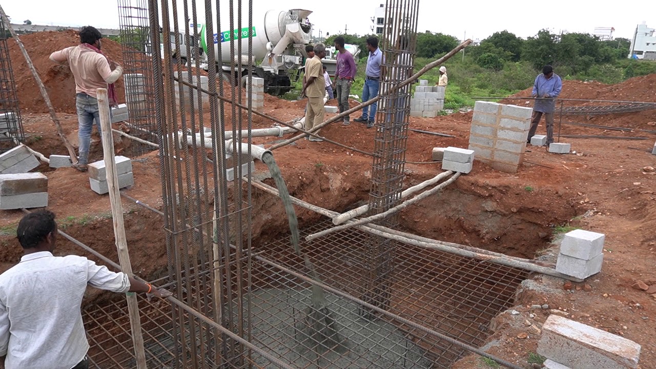 Residential building column footing casting