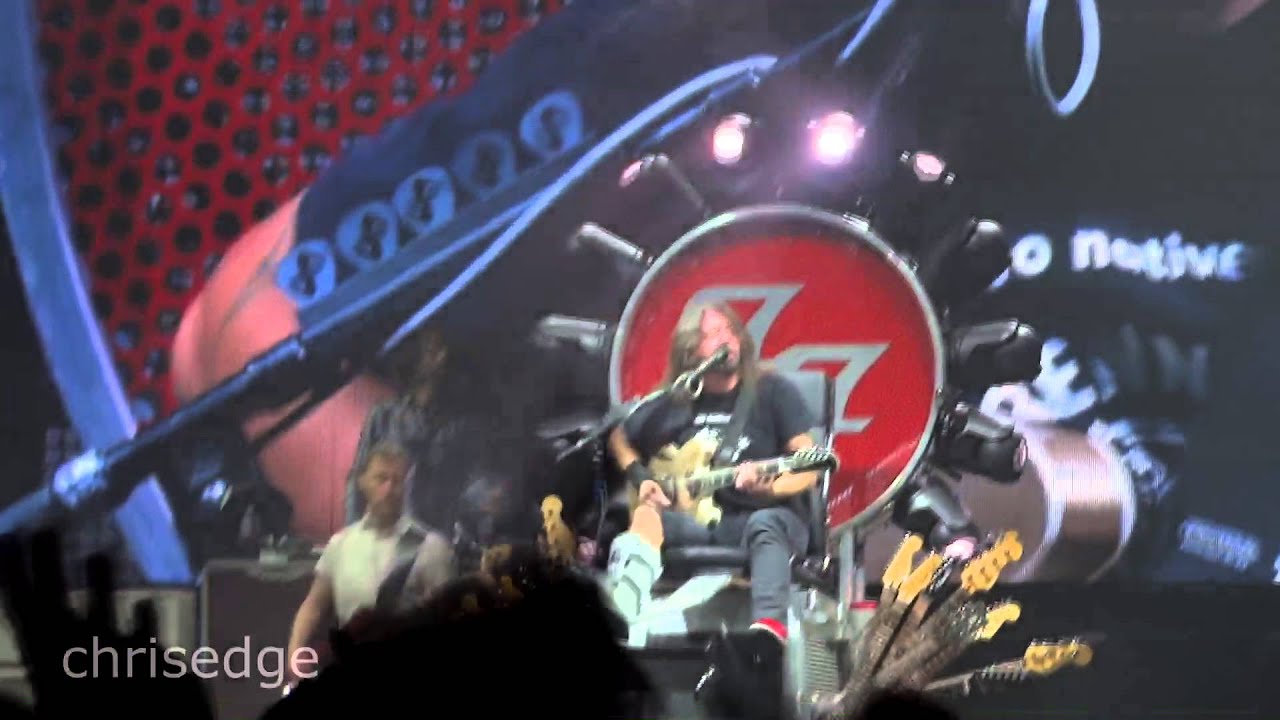 HD - Foo Fighters Live! - Everlong (Show Opener) w/HQ Audio - 2015-10-17 Anaheim, CA Honda Center