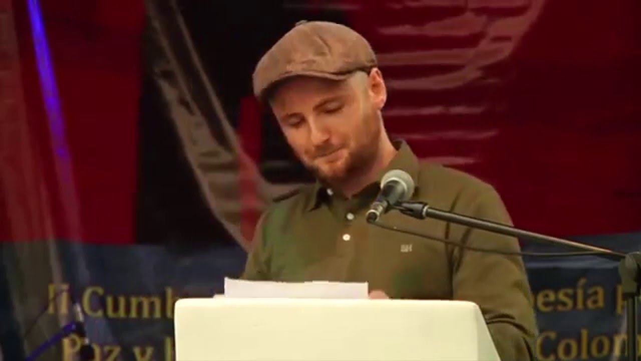 Rafael Lechowski - Lectura en la Clausura del 25º Festival Internacional de Poesía de Medellín