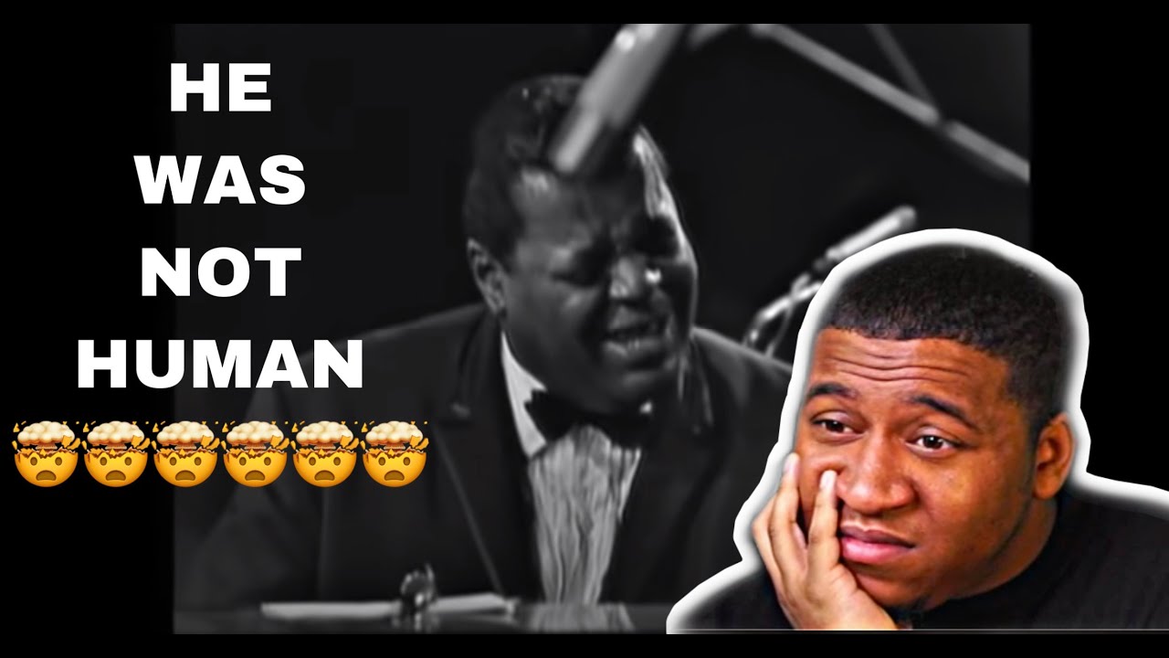 Keyboard player reacts to Oscar Peterson - C Jam Blues- Black history