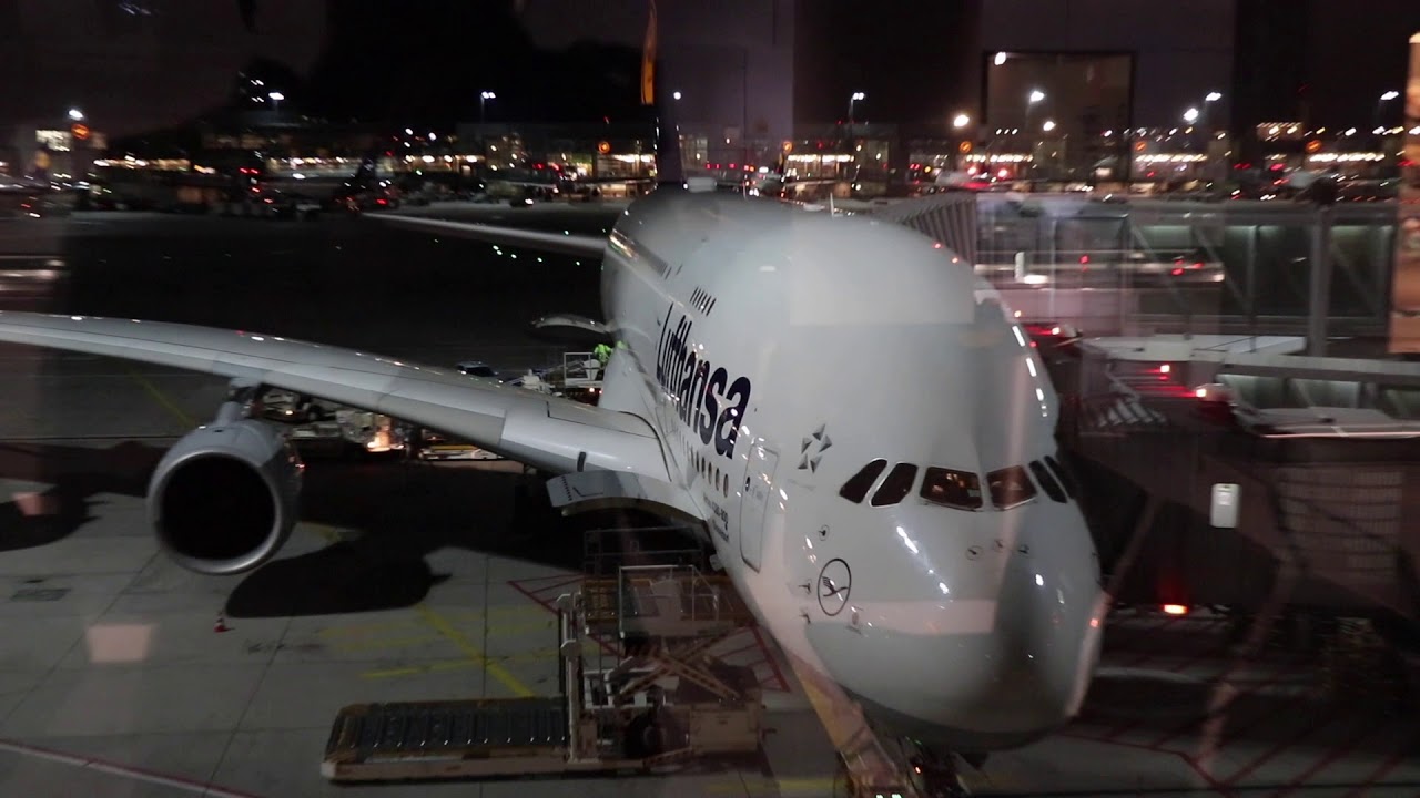 Lufthansa A380 Business Class Flight Report: Munich-Frankfurt-Singapore