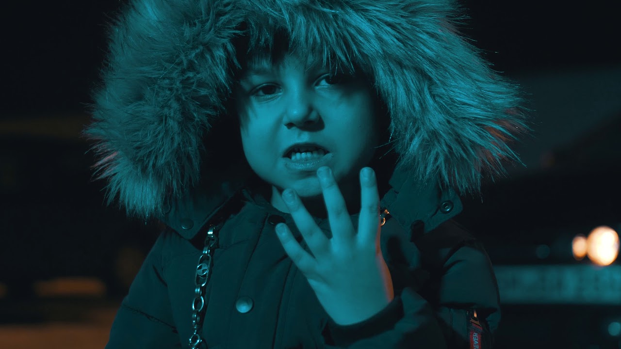 RIKY & BACI - AN ALLEN VORBEI