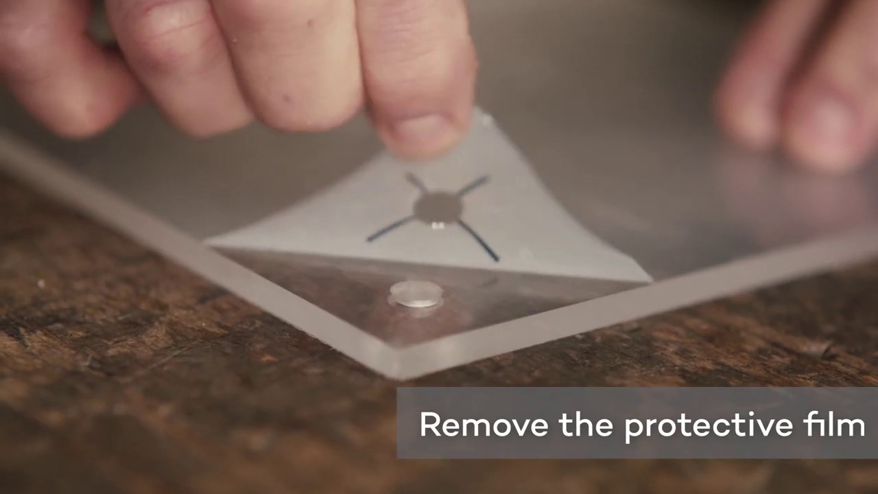 Drilling PLEXIGLAS®: Perfectly drilled holes in just a few steps